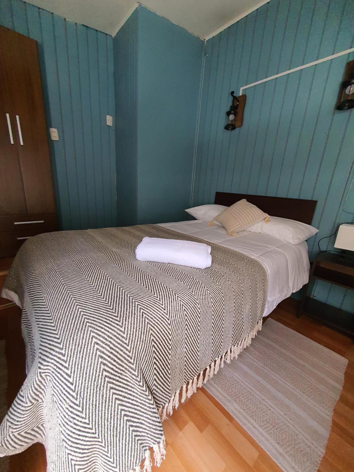 Hostal El Baltico Castro Exteriör bild